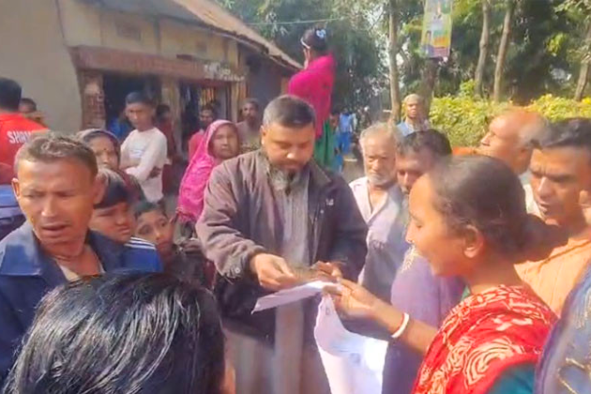 ভাতা কার্ডের নামে চাঁদাবাজি: জামায়াত কর্মী আটক
