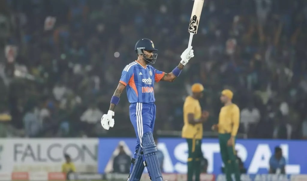 মধ্যপ্রদেশের মাটিতে হার্দিকের ঝড় 1765347615 "মধ্যপ্রদেশের মাটিতে হার্দিকের ঝড়!"