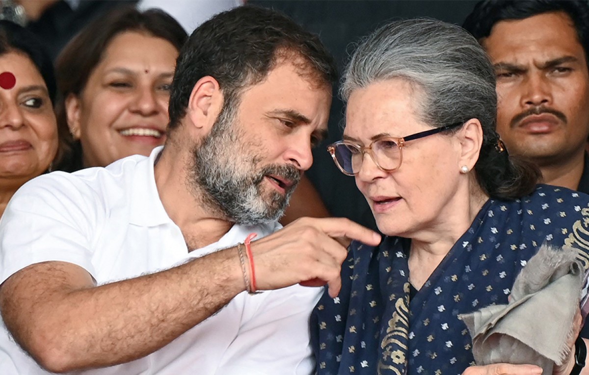 রাহুল ও সোনিয়ার নামে নতুন মামলা