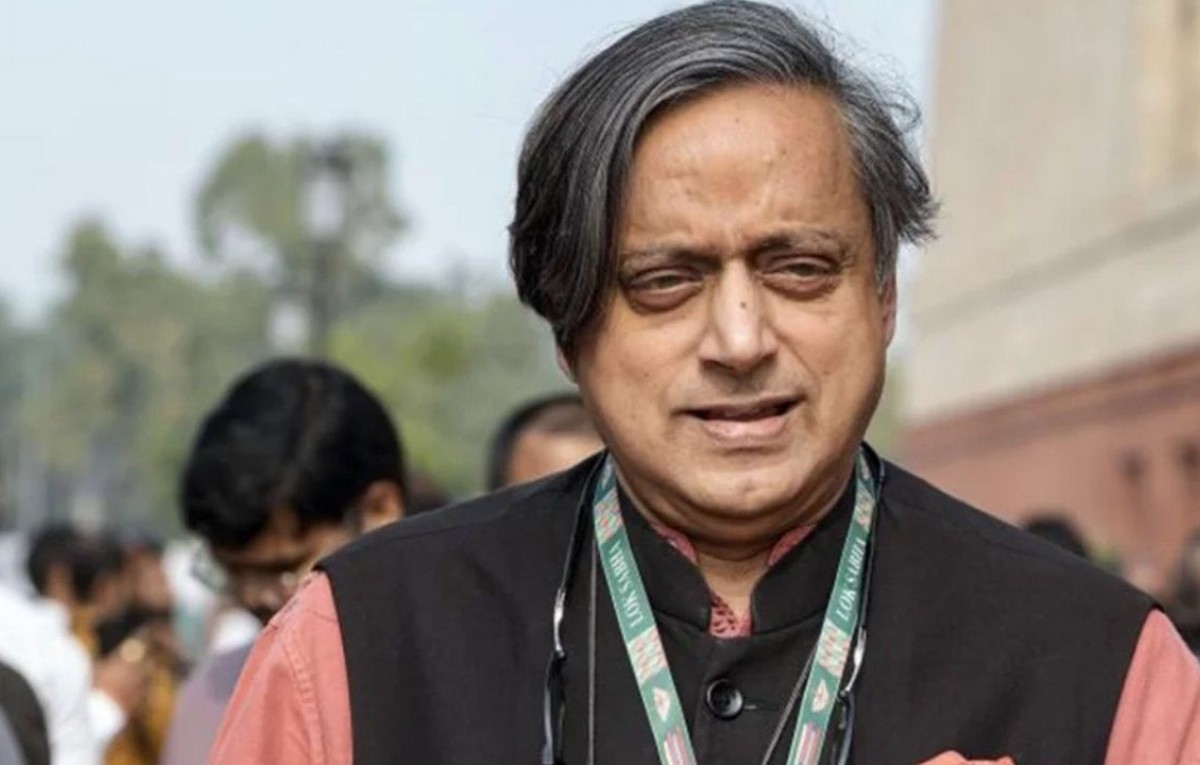 শশী থারুরের প্রতিক্রিয়া: হাসনাতের সেভেন সিস্টার্স মন্তব্য বিতর্কিত