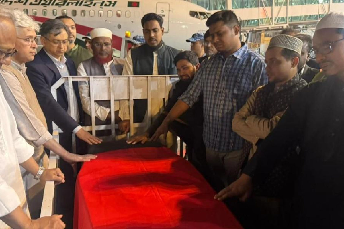 শেষ বিদায়ে প্রস্তুত রাজধানী, শোকের আবহ সর্বত্র
