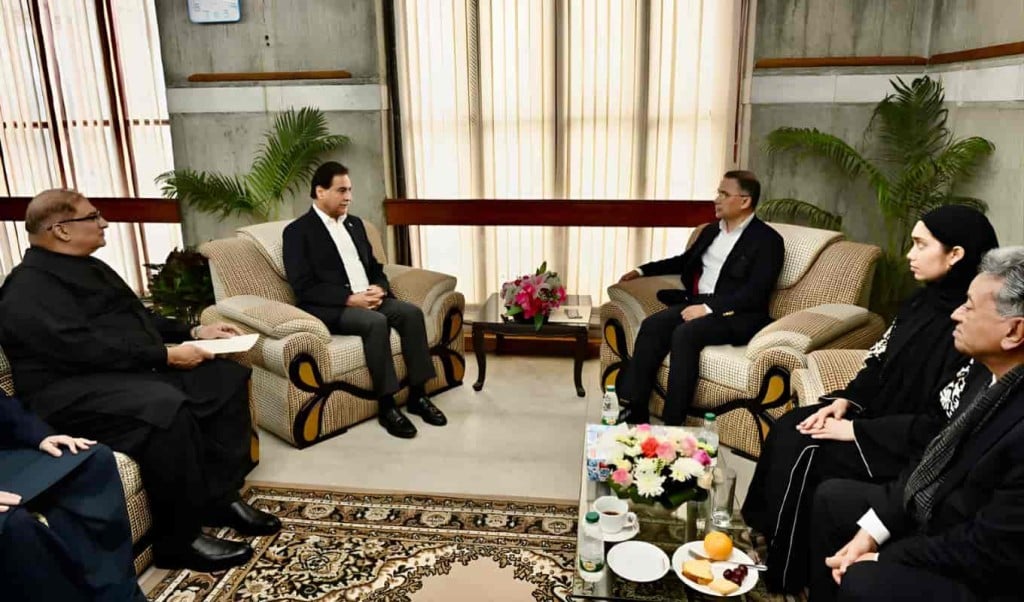 শোকবার্তায় তারেক রহমানের পাশে পাকিস্তান স্পিকার 1767176881 শোকবার্তায় তারেক রহমানের পাশে পাকিস্তান স্পিকার