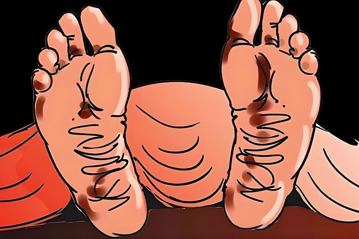 স্বামীর গরু চুরিতে বাধা দেওয়ায়, কৃষকের মৃত্যু