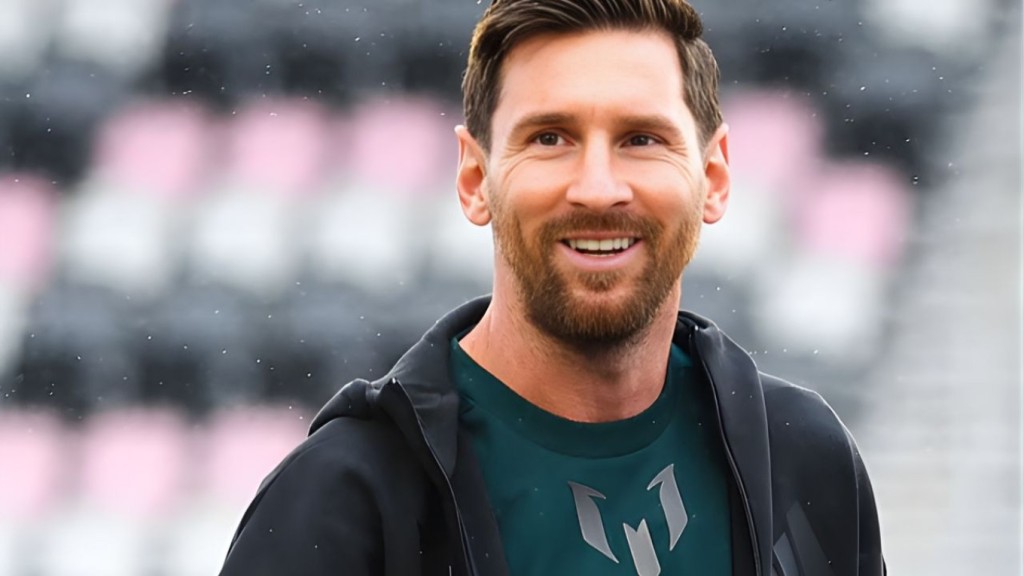 হায়দরাবাদে মেসির সঙ্গে ছবি তুলতে লাখ টাকার চাহিদা 1765492430 হায়দরাবাদে মেসির সঙ্গে ছবি তুলতে লাখ টাকার চাহিদা