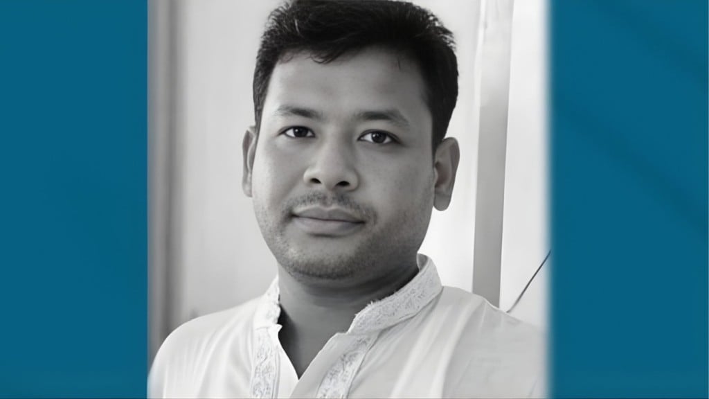 হাসপাতালের বিছানায় শেষ নিঃশ্বাস রেজাউল করিমের মৃত্যুতে রহস্য বাড়ছে 1765162689 হাসপাতালের বিছানায় শেষ নিঃশ্বাস! রেজাউল করিমের মৃত্যুতে রহস্য বাড়ছে