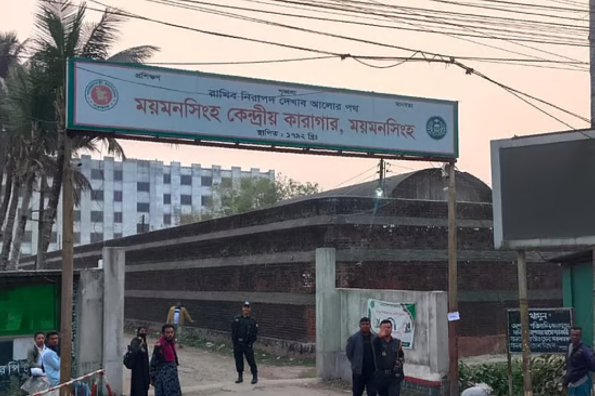 তিন আসামি ভুলবশত মুক্তি, জেলা কর্মকর্তা বরখাস্ত