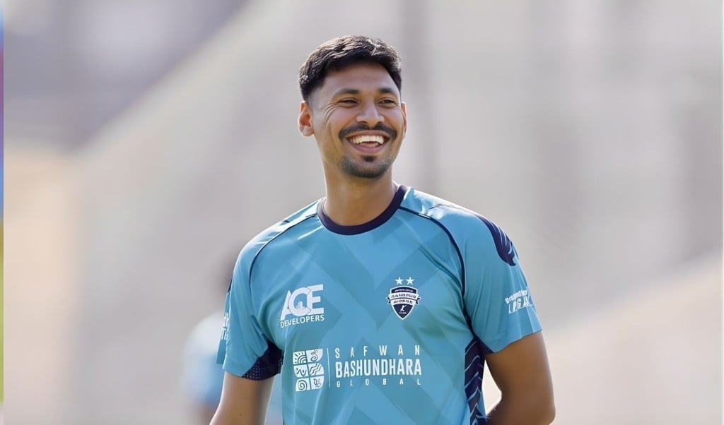 আইপিএল বিতর্কের মধ্যে মুস্তাফিজের ফেসবুক পোস্ট 1767777381 আইপিএল বিতর্কের মধ্যে মুস্তাফিজের ফেসবুক পোস্ট