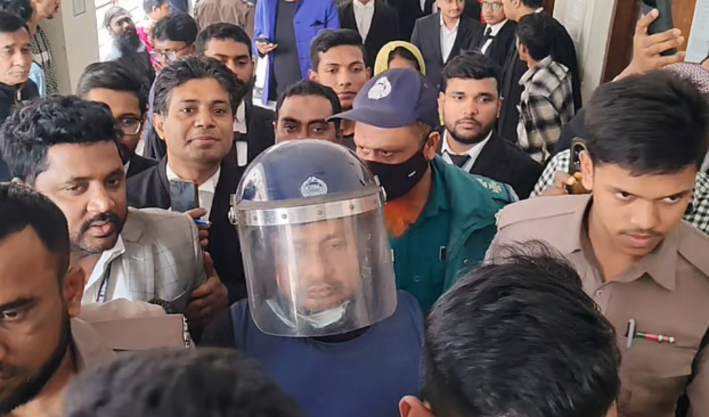 আলোচিত হত্যা মামলায় রিমান্ডে স্বেচ্ছাসেবক লীগ নেতা আলোচিত হত্যা মামলায় রিমান্ডে স্বেচ্ছাসেবক লীগ নেতা