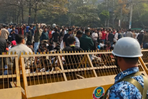 ইসির সামনে ছাত্রদলের বৃহৎ অবস্থান কর্মসূচির