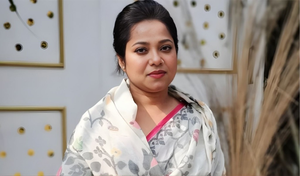 কানাডার মাটিতে ডলি সায়ন্তনী, খবর দিলেন নিজ থেকেই