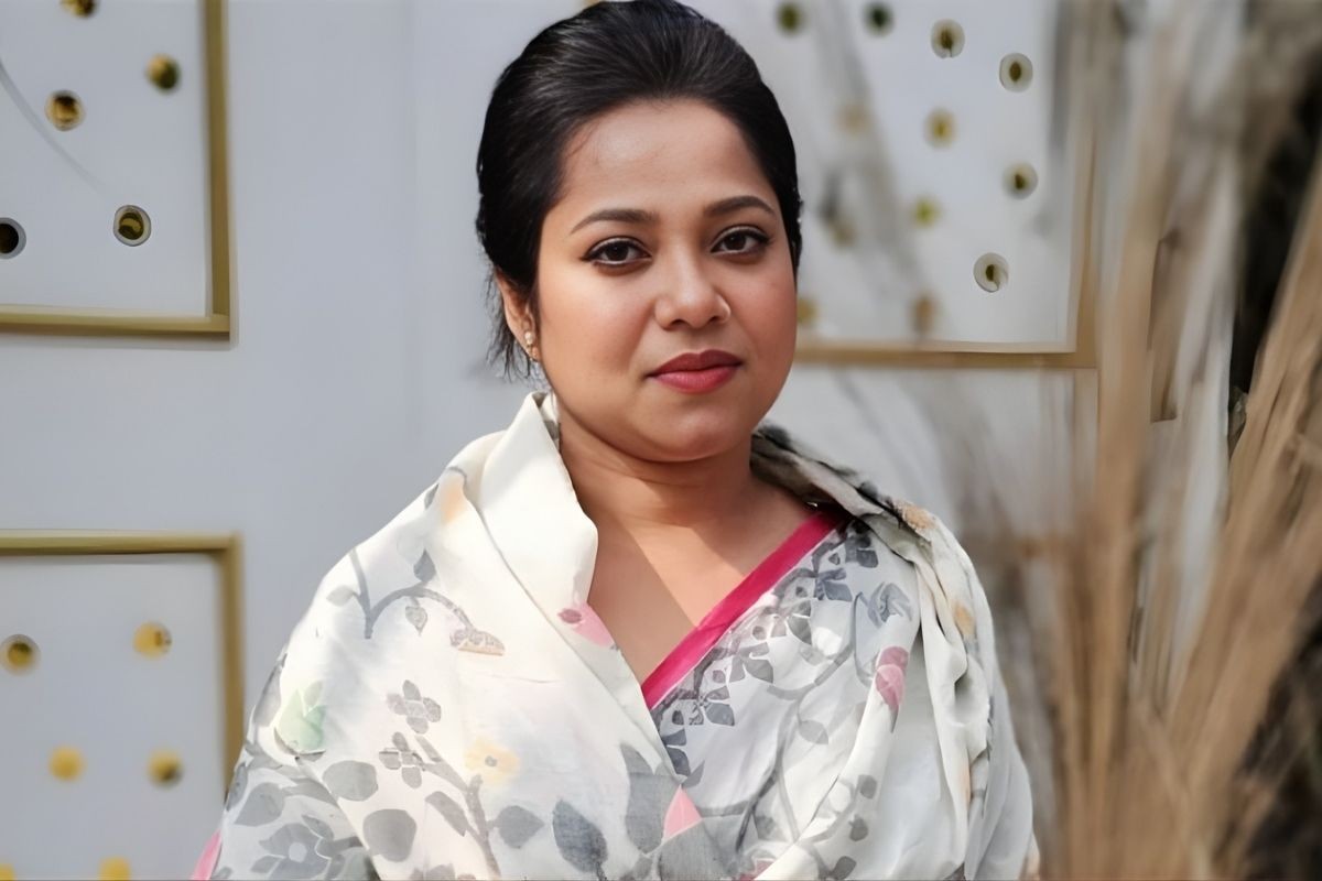 কানাডার মাটিতে ডলি সায়ন্তনী, খবর দিলেন নিজ থেকেই