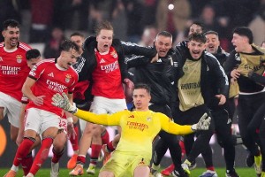 গোলকিপারের অবিশ্বাস্য সেভে মরিনিওর বেনফিকা রিয়ালকে প্লে অফে পাঠাল