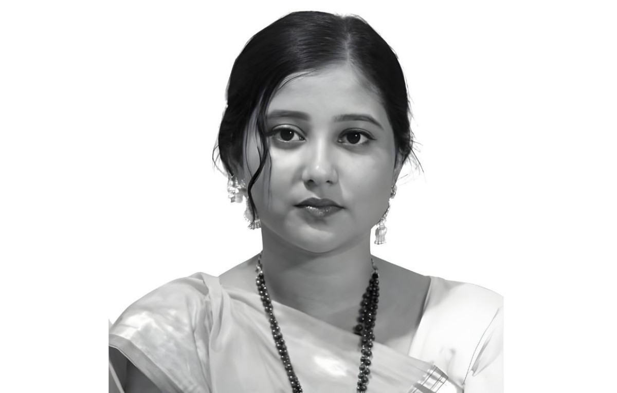 চাঁদপুরে রাস্তা পারাপারের সময় বাসচাপায় প্রাণ হারালেন কলেজছাত্রী