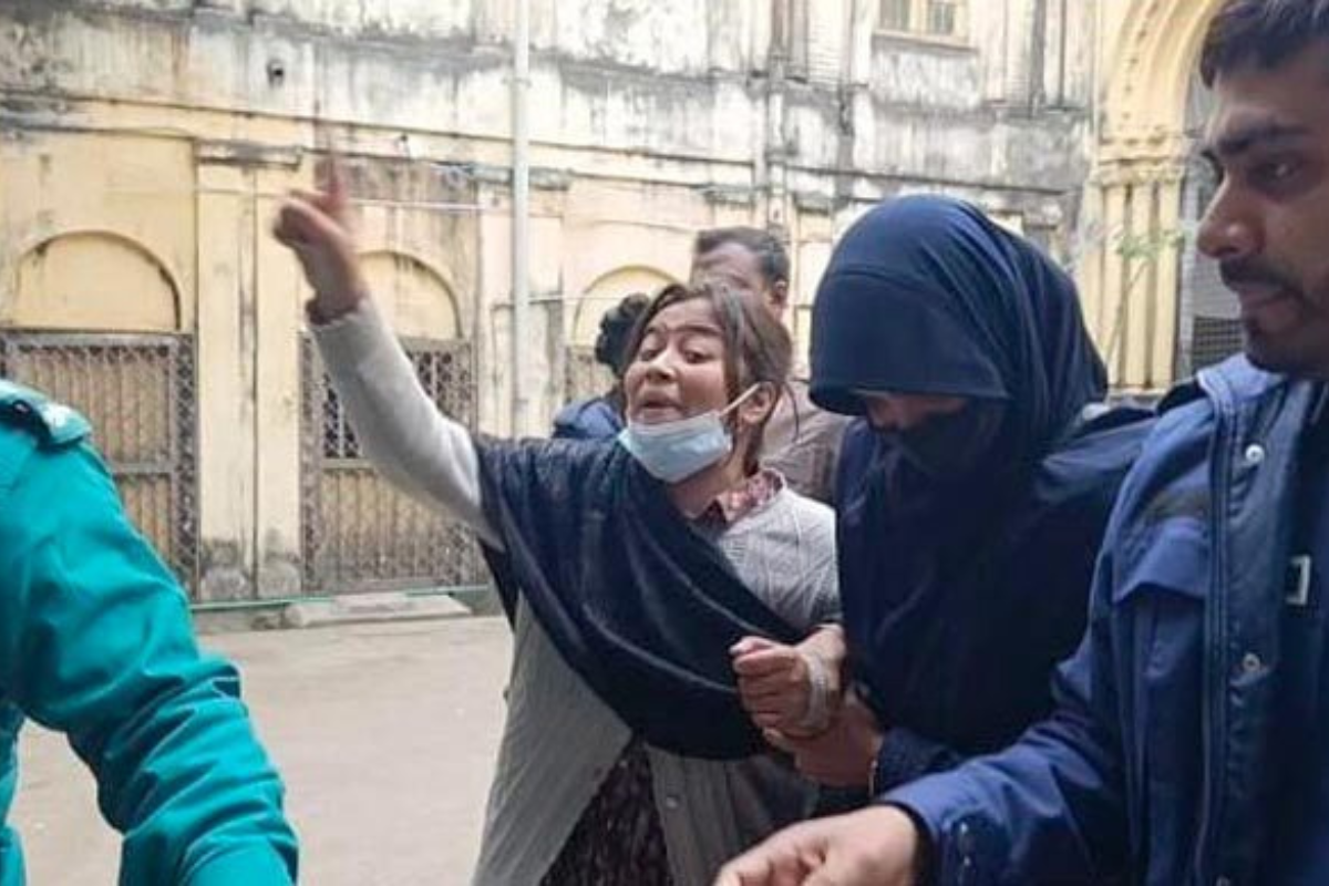 চাঁদাবাজি মামলায় সুরভী পেলেন চার সপ্তাহের জামিন