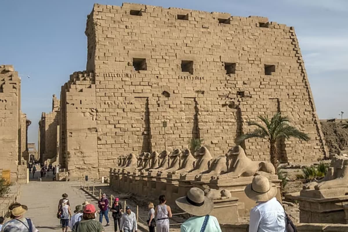 চার হাজার বছর পরে খুঁজে পাওয়া নীল নদের শাখা