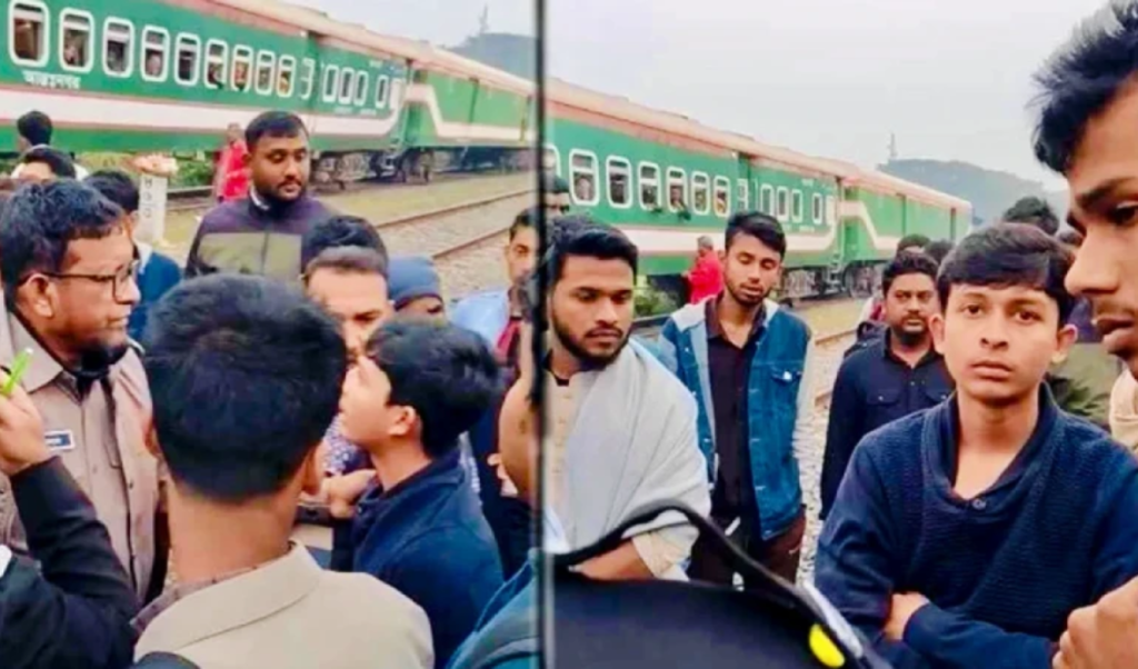 ঝিনাইদহে চলন্ত ট্রেনে পাথর নিক্ষেপের ঘটনায়চার কিশোর আটক ঝিনাইদহে চলন্ত ট্রেনে পাথর নিক্ষেপের ঘটনায়,চার কিশোর আটক