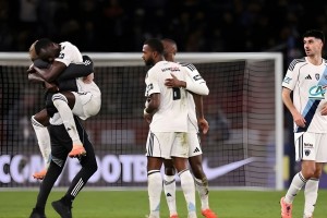 দুস্থ প্রতিবেশীর কাছে চ্যাম্পিয়ন ,পিএসজির পরাজয়