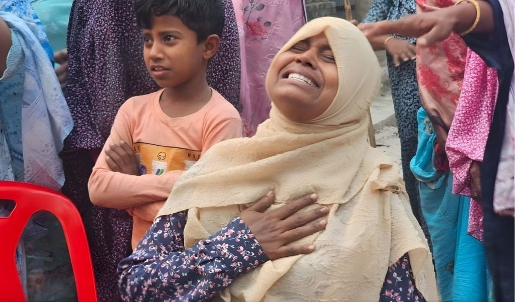 দেশপ্রেমের কারণে কি আমার স্বামীকে হত্যা করা হলো দেশপ্রেমের কারণে কি আমার স্বামীকে হত্যা করা হলো