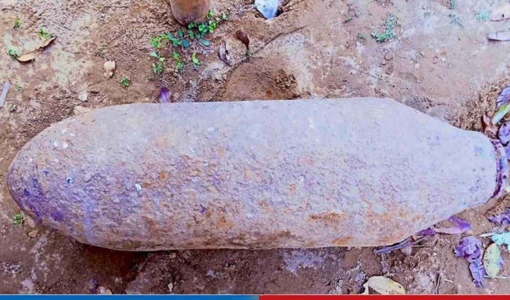 পাথর ভেবে কাপড় ধোয়া হচ্ছিল বহুদিন, পরে জানা গেল বোমা!