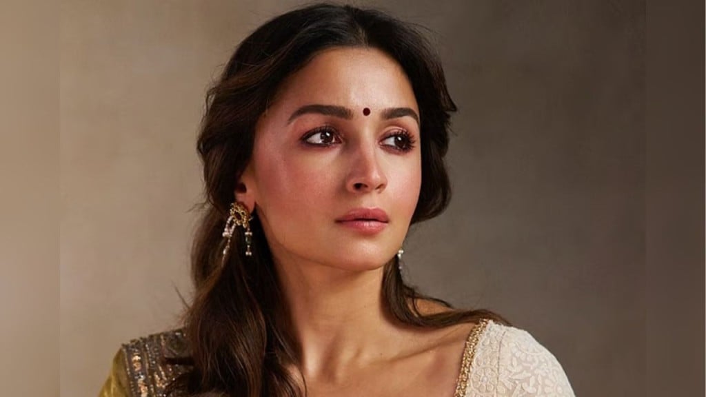 প্রযোজক হিসেবে নতুন চমক নিয়ে আসছেন আলিয়া ভাট প্রযোজক হিসেবে নতুন চমক নিয়ে আসছেন আলিয়া ভাট