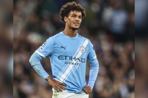 প্রিমিয়ার লিগে দলবদলের ধুম: বব ও পাকুয়েতার নতুন গন্তব্য