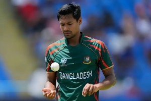 বাংলাদেশকে জোর করে ভারতে খেলতে বাধ্য করা উচিত নয় আইসিসির।