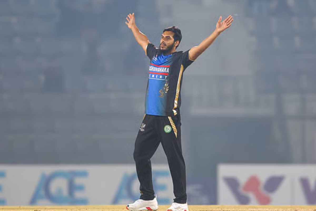 বিপিএলে হ্যাটট্রিক ইতিহাসে শীর্ষে মৃত্যুঞ্জয়