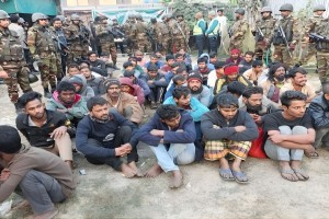 বিশেষ অভিযানে যৌথবাহিনী গ্রেফতার করেছে ৩৫ জন