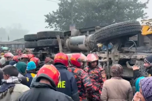 ভয়াবহ সড়ক দুর্ঘটনায় পুঠিয়ায় চারজন নিহত