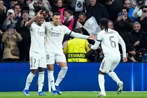 ভিনি ও এমবাপ্পের ঝলকে রিয়াল ফিরে পেল তার আসল রূপ