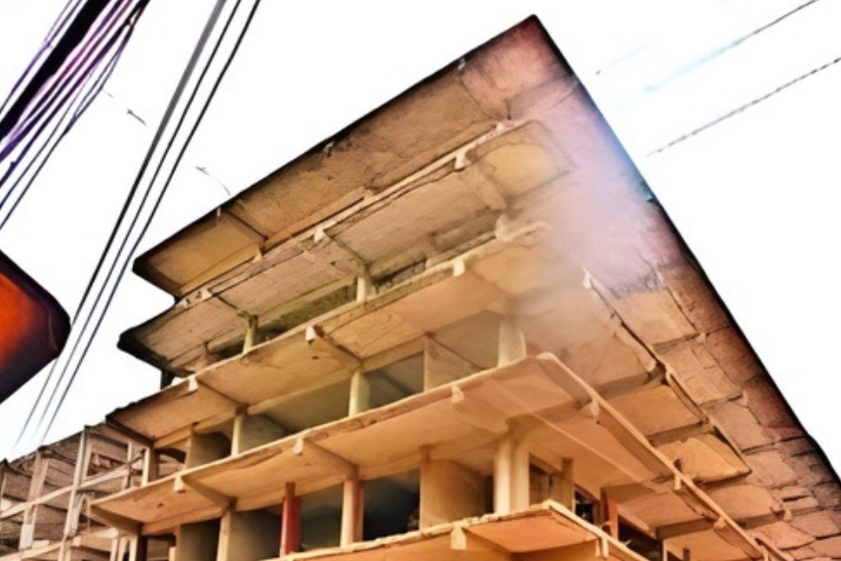 ভয়ানক মাদকের কারখানা মিরপুরের ভূতুড়ে মার্কেট প্যারিস রোডে
