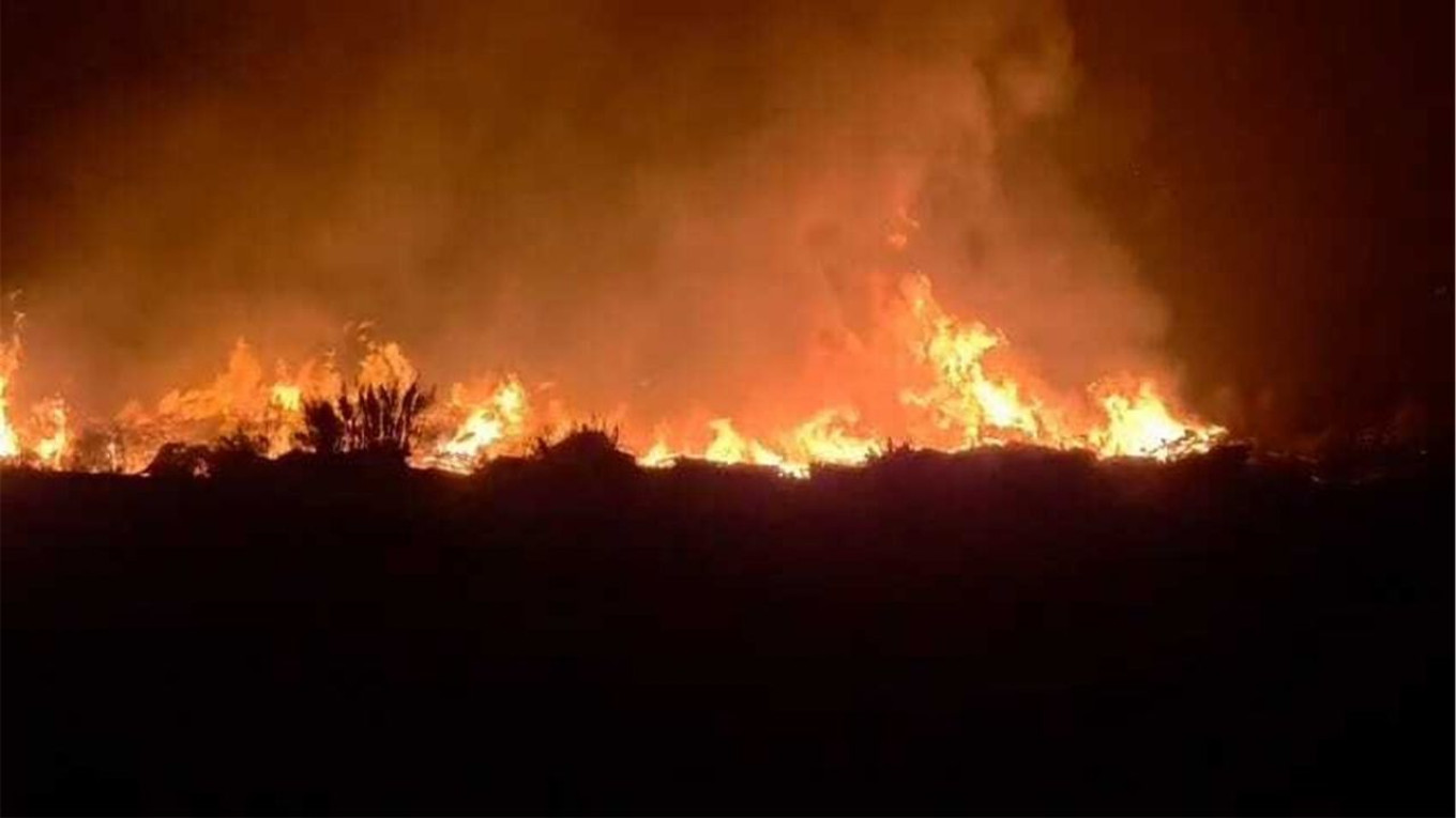 মাতারবাড়ি বিদ্যুৎ কেন্দ্রে ভয়াবহ অগ্নিকাণ্ড: নিয়ন্ত্রণে ফায়ার সার্ভিসের ছয় ইউনিট