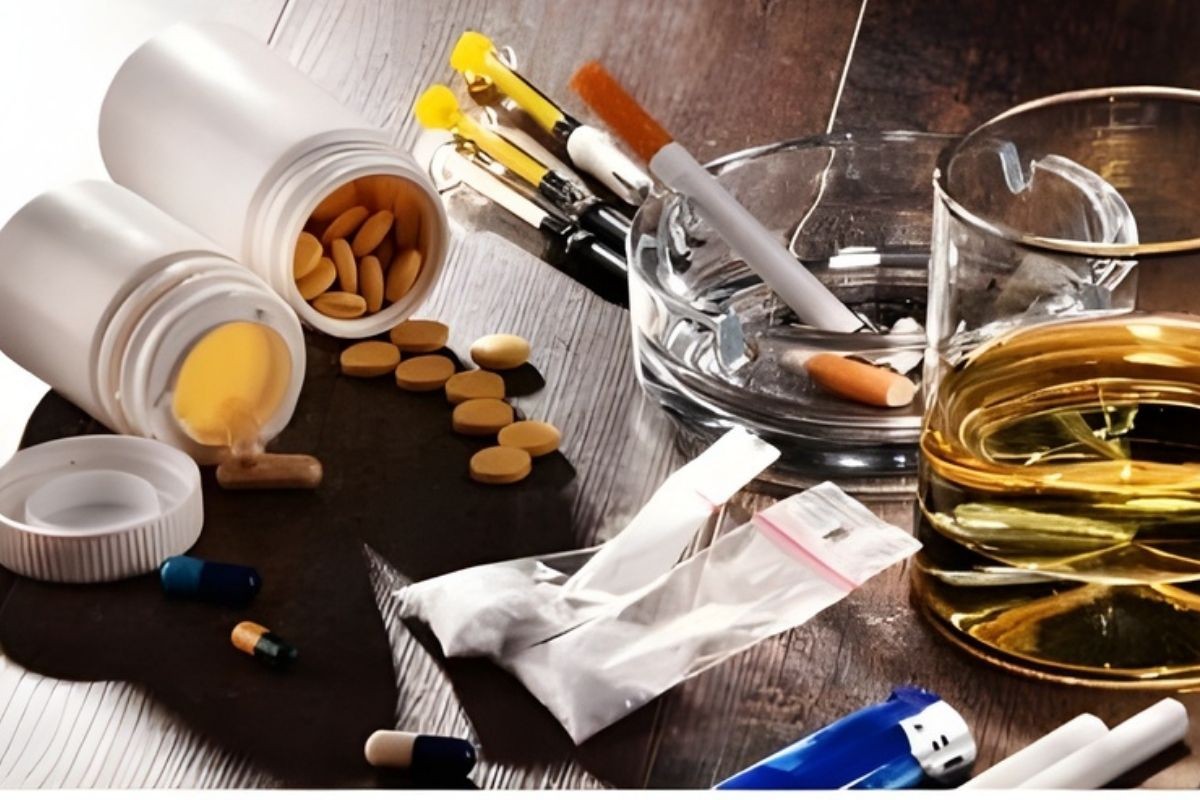 মাদক ব্যবসায়ীরা সুযোগকে কাজে লাগাচ্ছে