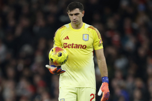 মার্তিনেজের দুর্বলতা নজরে কোচদের, কঠিন অনুশীলনে আর্জেন্টাইন গোলরক্ষক