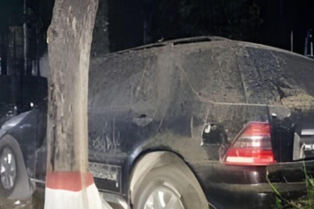 সাবেক মন্ত্রীর গাড়ি পুলিশের ব্যবহারের অনুমোদন