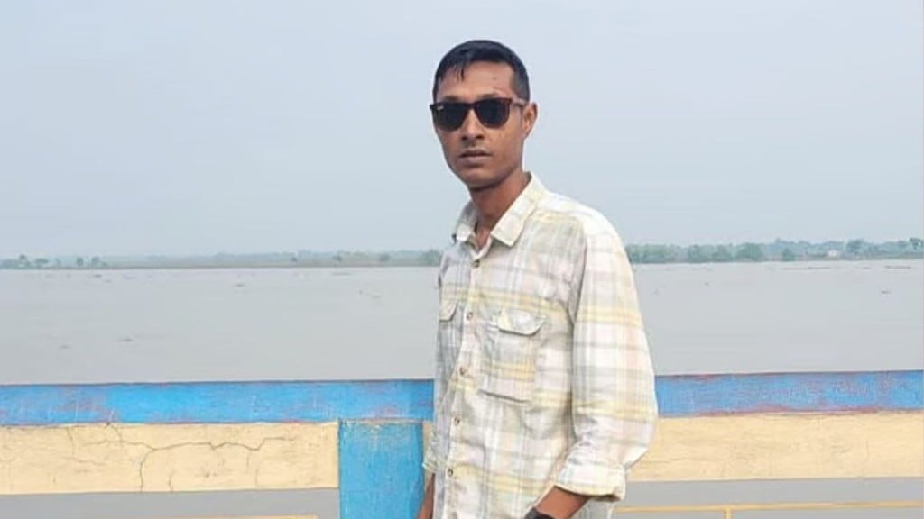 স্ত্রী সন্তান হারানো সাদ্দাম জামিনে যশোর কারাগার থেকে মুক্ত স্ত্রী-সন্তান হারানো সাদ্দাম জামিনে যশোর কারাগার থেকে মুক্ত
