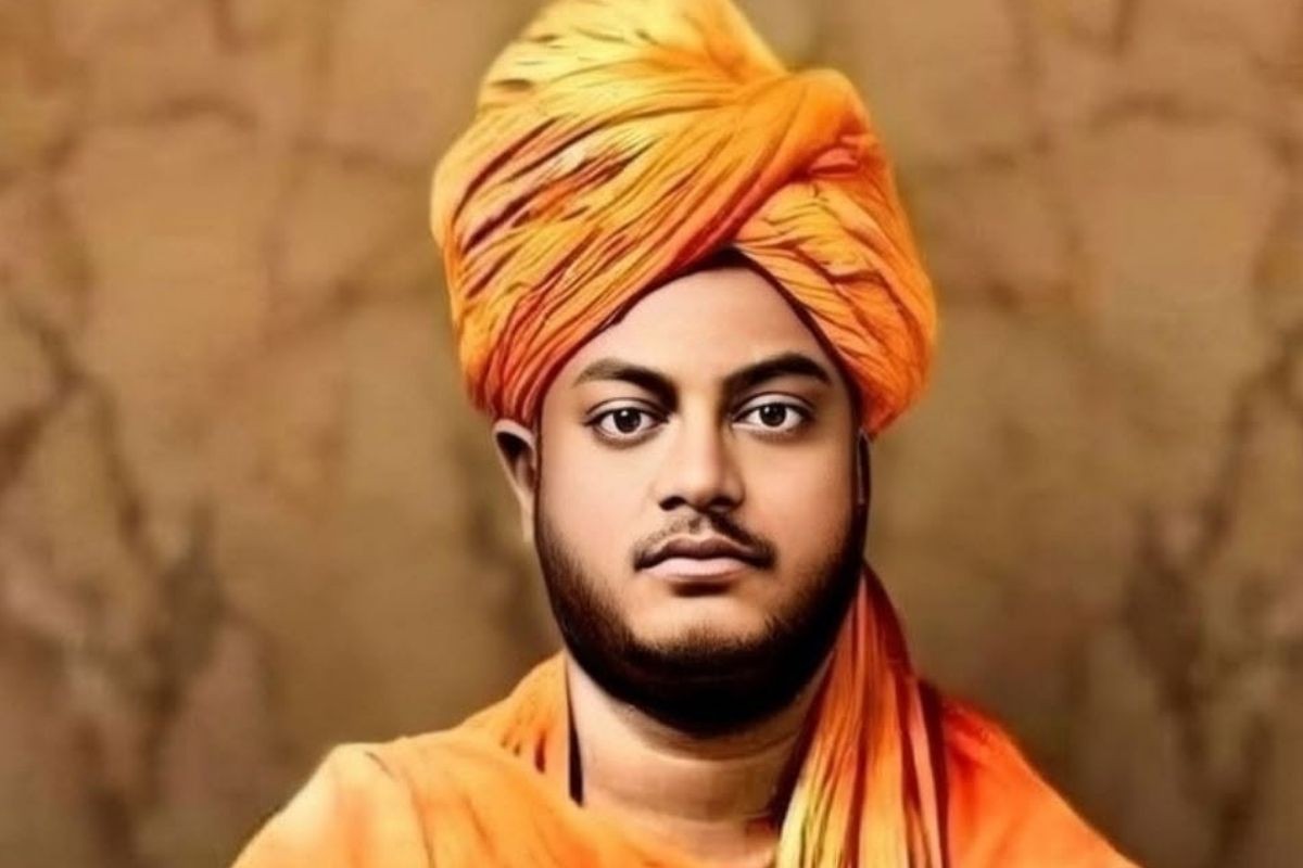 স্মরণে নরেন্দ্রনাথ থেকে বিবেকানন্দ