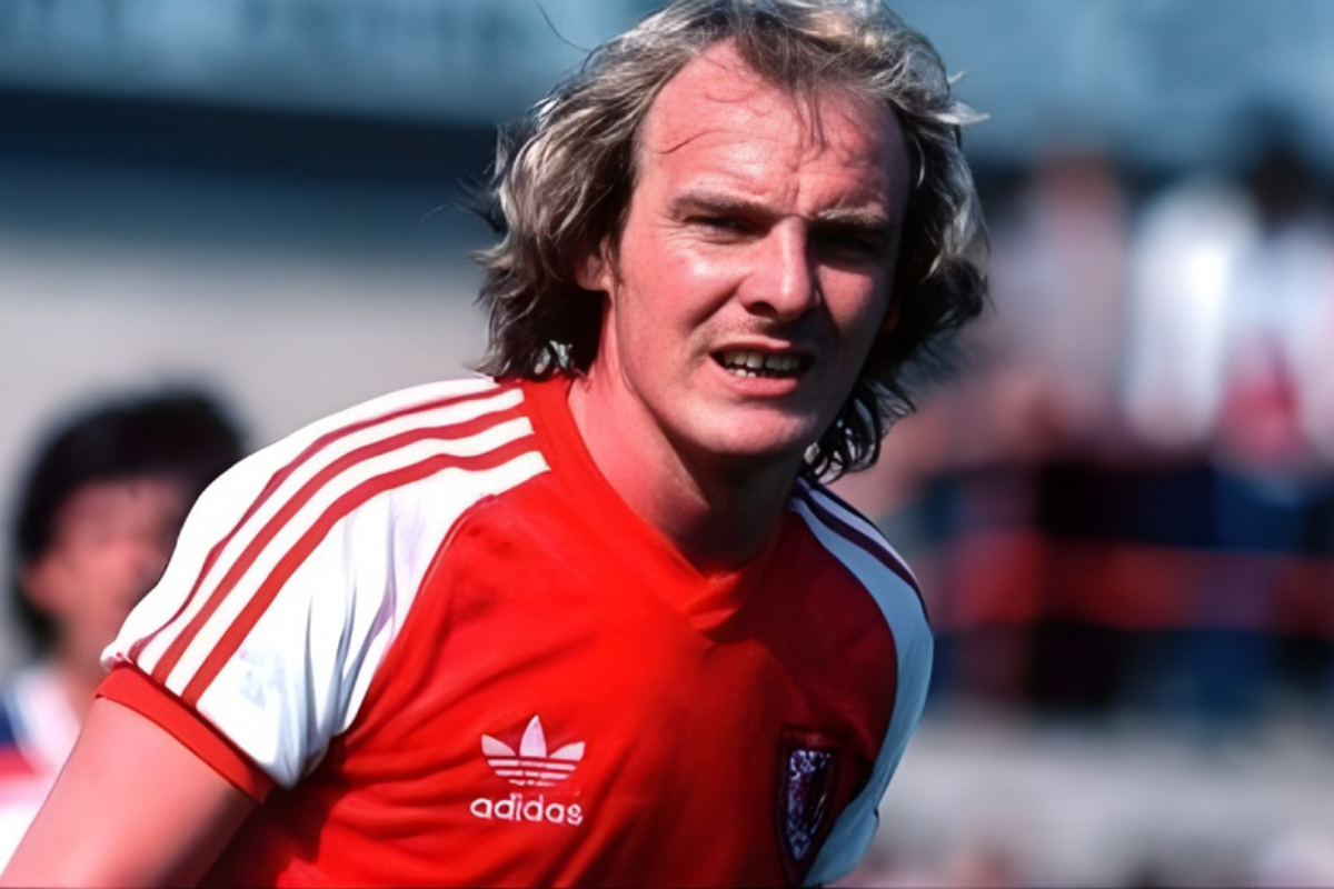 ৭৫ বছরে শেষ নিশ্বাস নেওয়া লিডস ও ওয়েলসের কিংবদন্তি ইয়োরাথ