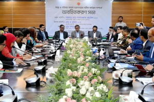 চিকিৎসা সেবায় কড়াকড়ি নজরদারি