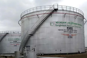 ডিজেল খালাসে বিলম্ব, সরবরাহে বাধা