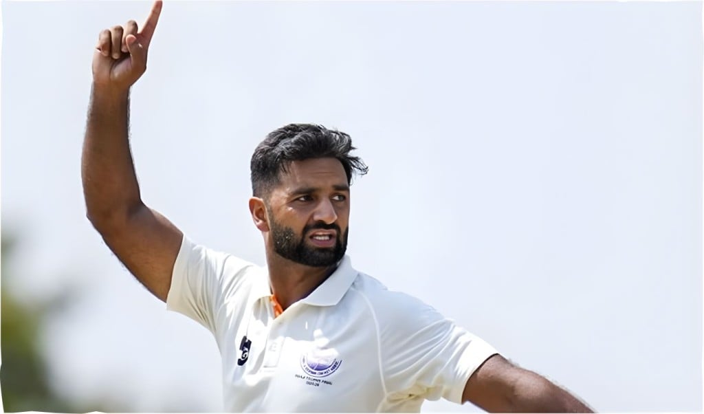 আকিব নবি রঞ্জি ফাইনালে ইতিহাস গড়লেন আকিব নবি রঞ্জি ফাইনালে ইতিহাস গড়লেন