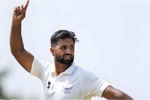 আকিব নবি রঞ্জি ফাইনালে ইতিহাস গড়লেন