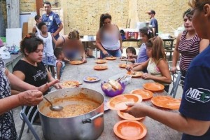 আর্জেন্টিনায় তীব্র অর্থনৈতিক সংকট: খাবার কিনতে ঋণ নিচ্ছেন নাগরিকরা