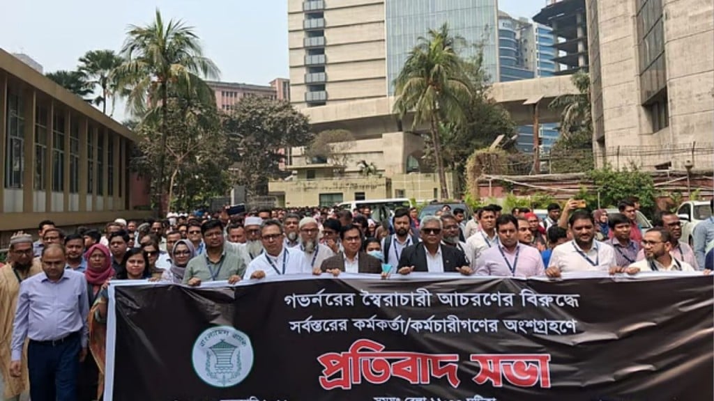 আহসান এইচ মনসুরের বিদায় ও নতুন গভর্নর নিয়োগ আহসান এইচ মনসুরের বিদায় ও নতুন গভর্নর নিয়োগ