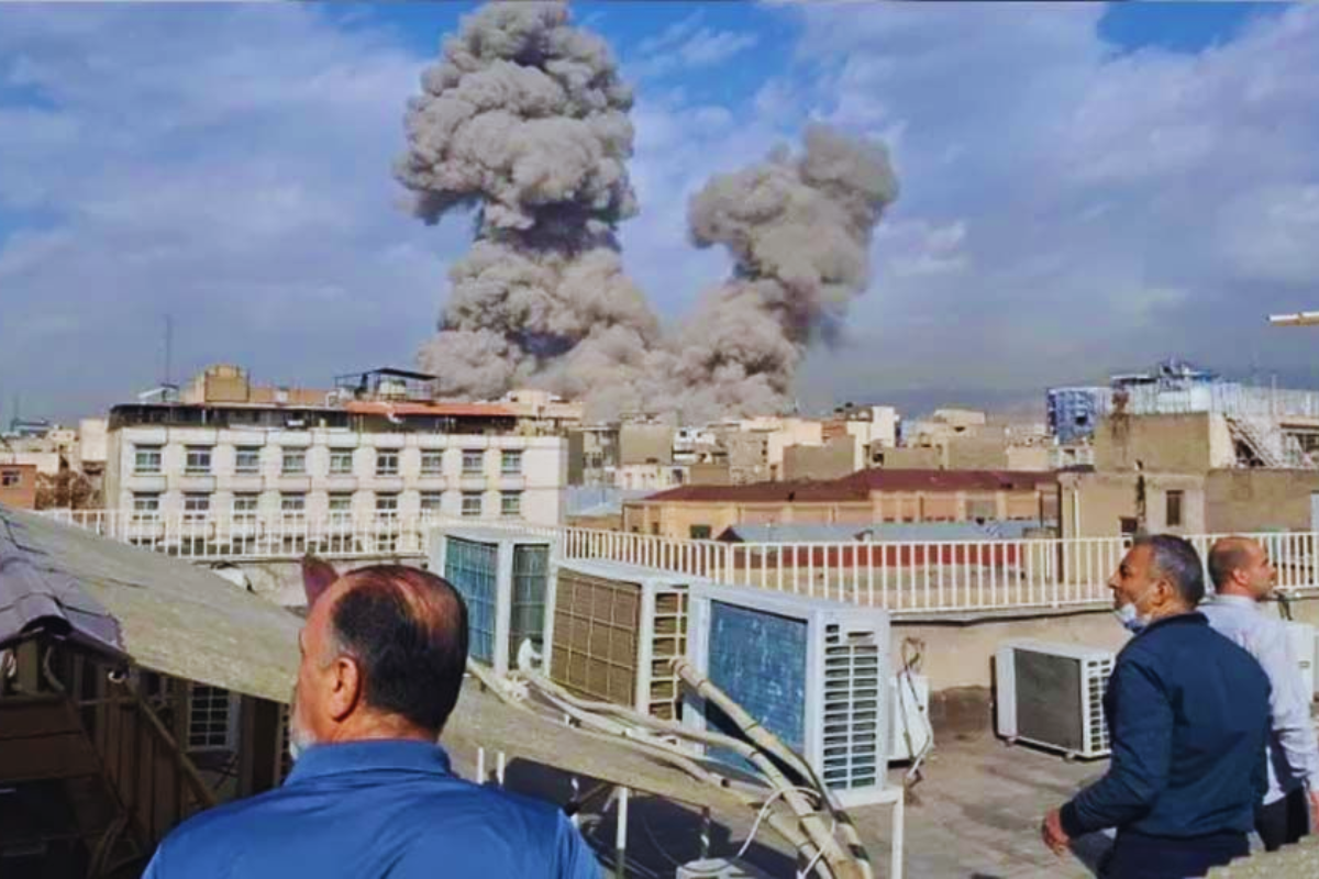 ইরান-ইসরায়েল সংঘাত: নিন্দার তীব্র প্রতিক্রিয়া