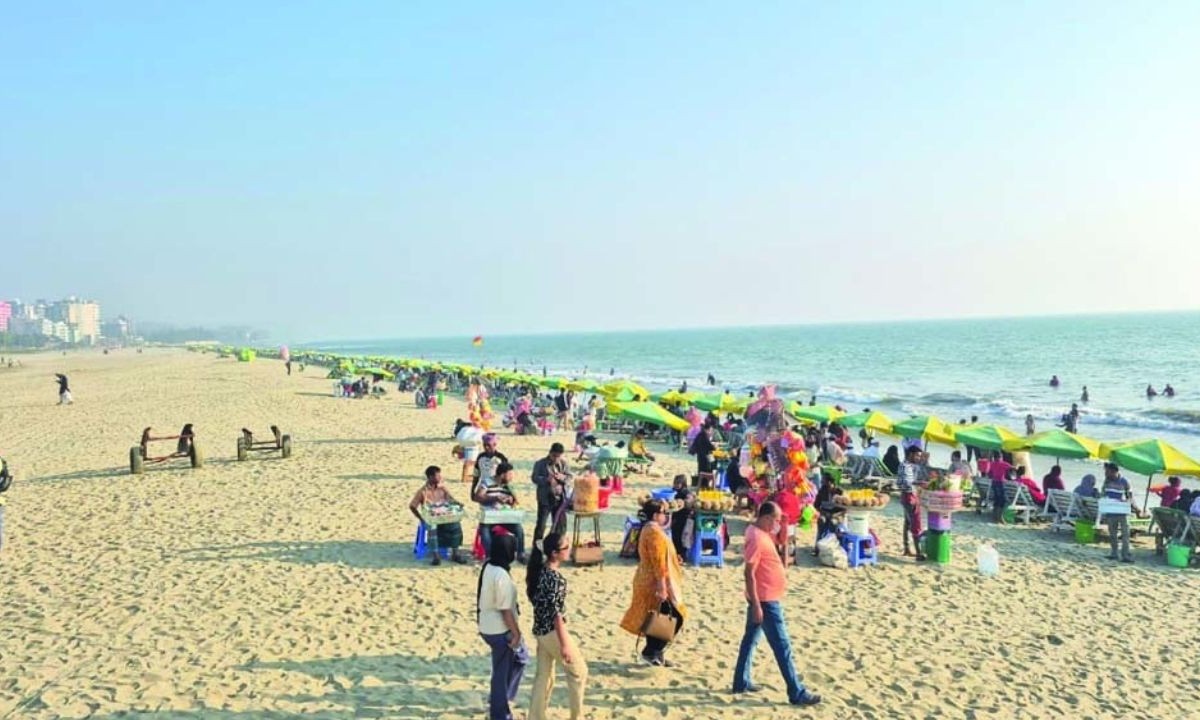 ইসির নিষেধাজ্ঞায় থমকে গেছে পর্যটন নগরী কক্সবাজার