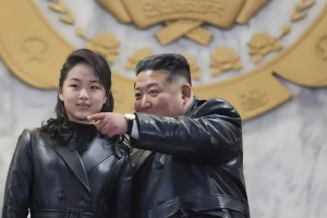 কিমের ধ্বংসের হুমকি দক্ষিণ কোরিয়াকে নড়বড়ে করল