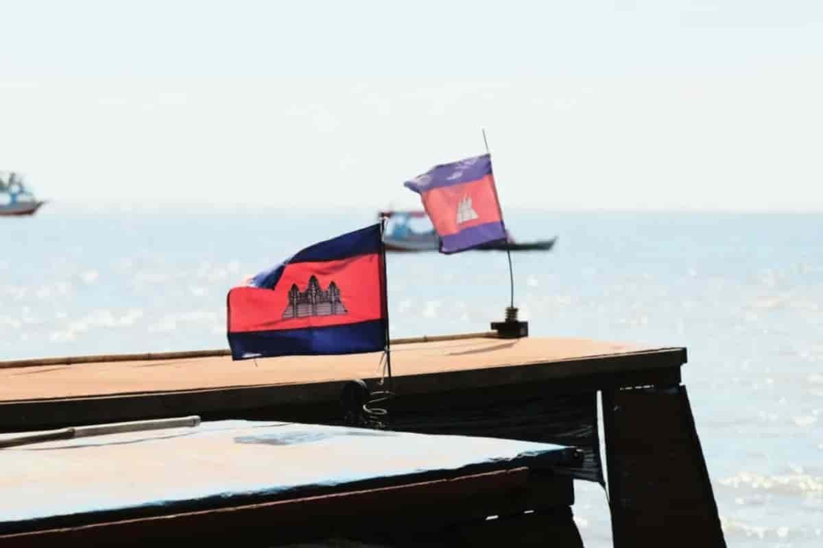 ক্যাম্বোডিয়ার বীমা খাতে মিলিত ওঠানামা