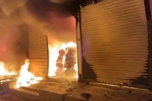 গাজীপুরে ঝুট গুদামে ভয়াবহ আগুনের ঘটনা