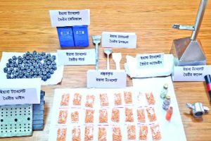 গাজীপুরে বাসায় ইয়াবা তৈরির কারখানা